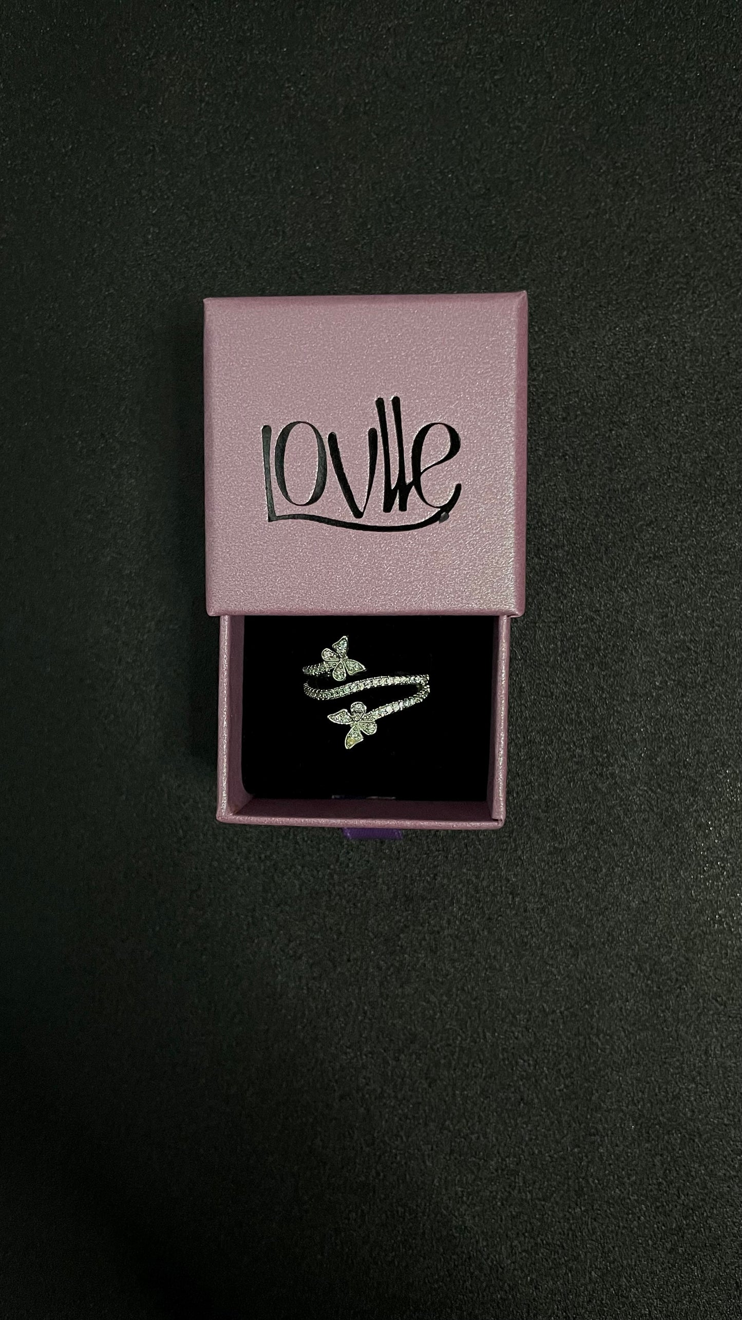 Butterfly ring